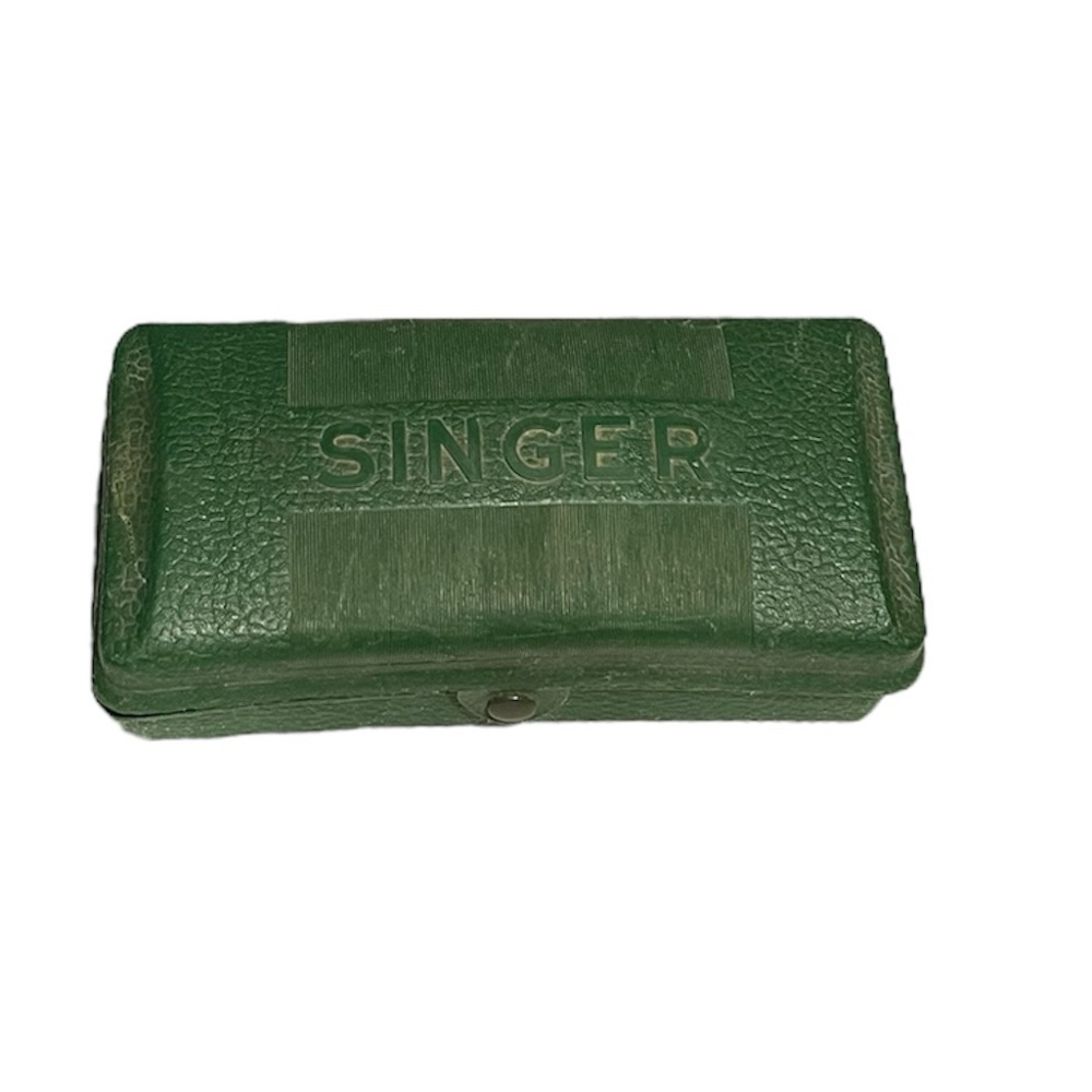 Vintage Singer Buttonholer 160506 Sewing Machine Attachment Eyelet Templates - Picture 6 of 7